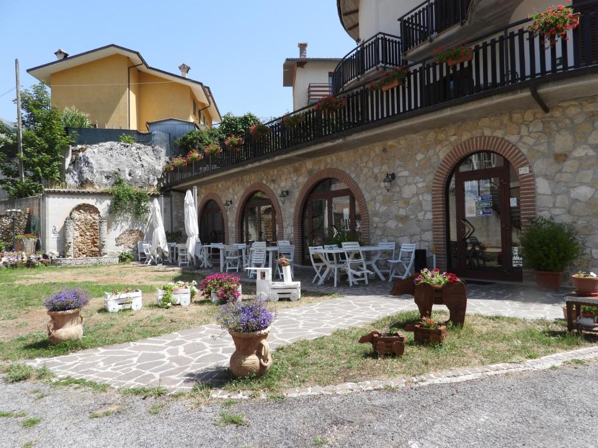 B&B La Tana Dell'Orso Villalago Εξωτερικό φωτογραφία