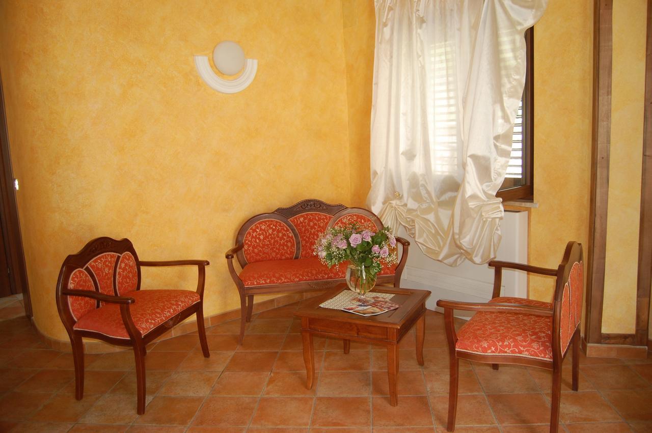 B&B La Tana Dell'Orso Villalago Εξωτερικό φωτογραφία