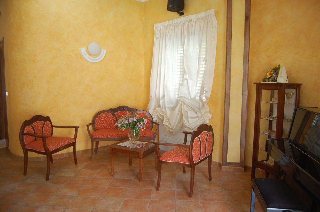 B&B La Tana Dell'Orso Villalago Εξωτερικό φωτογραφία
